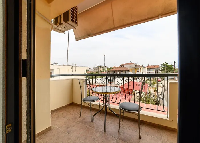 Syrtaki ホテル 3*